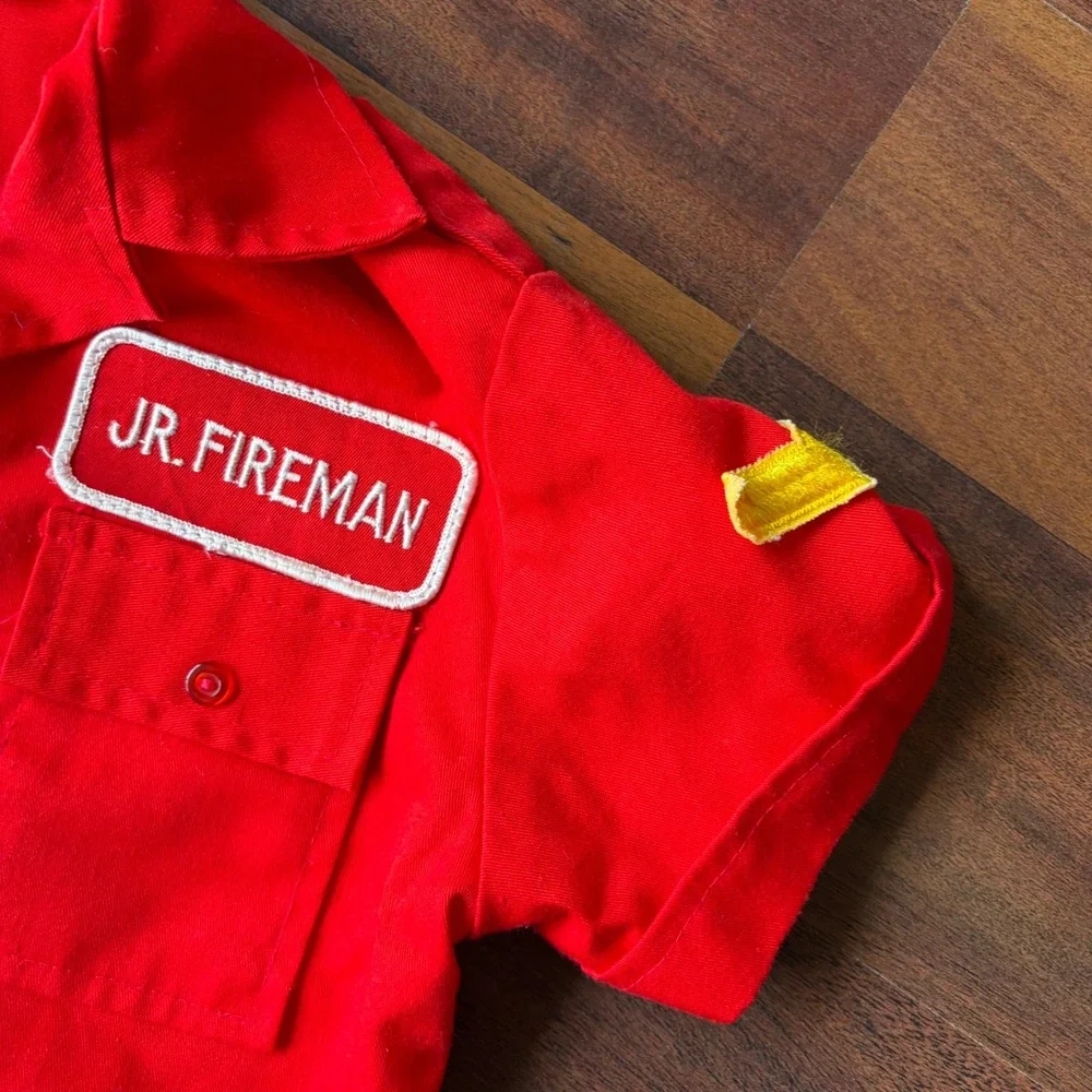 Unisex Vintage 1980s Jr Fireman Red Shirt and Shorts Costume Set Kids 6